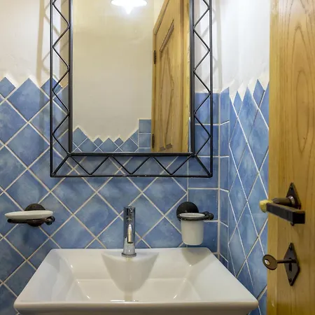 וילה Cala Volpe By Interhome *