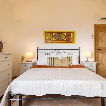 Cala Volpe By Interhome * ארזח'ינה
